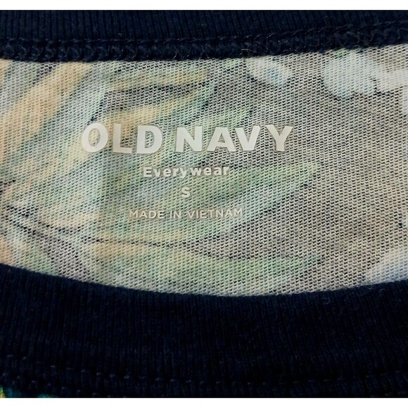Old Navy Women’s Small Blue Floral Tropical Hawaiian Print Cotton Tee EUC - Picture 5 of 6